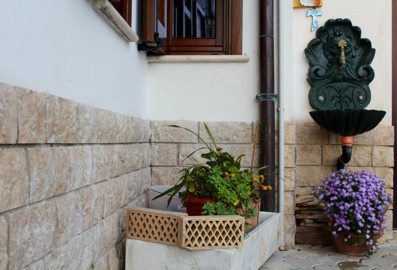Casa San Giacomo Poggio Bustone Экстерьер фото